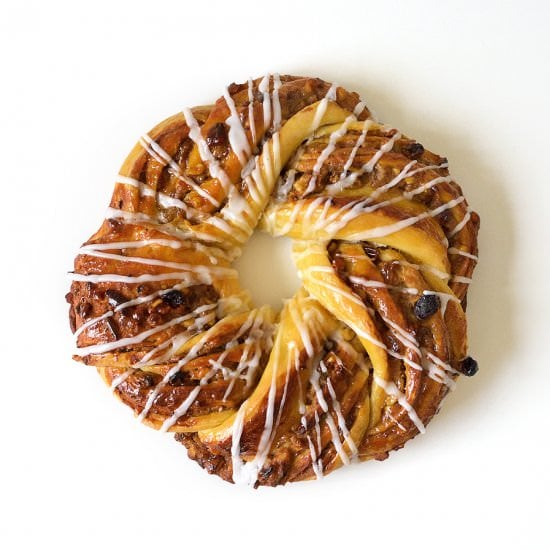 Cinnamon Date Couronne