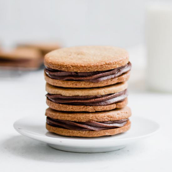 Grain-free nutella stuffed cookies