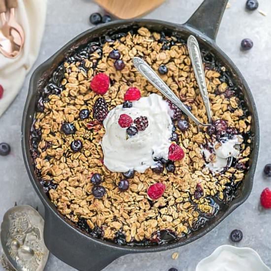 Mixed Berry Skillet Crisp
