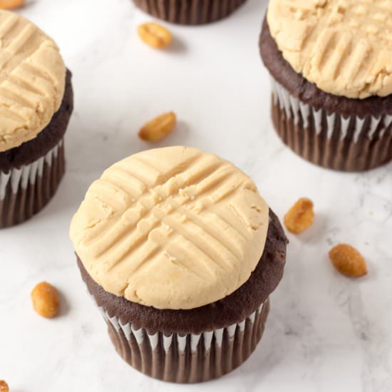 Peanut butter Blossom Cupcakes
