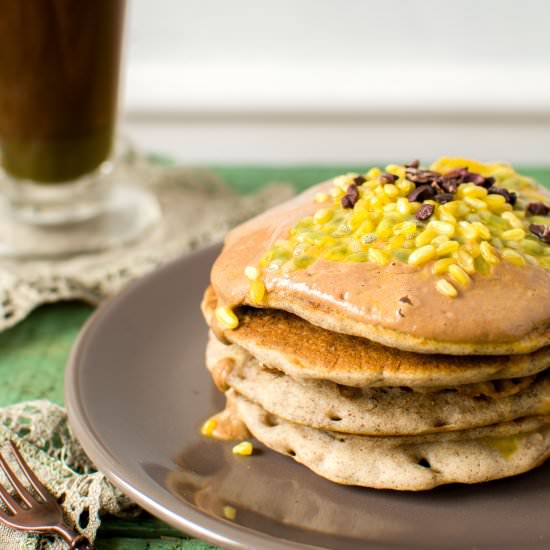 Vegan banana pancakes