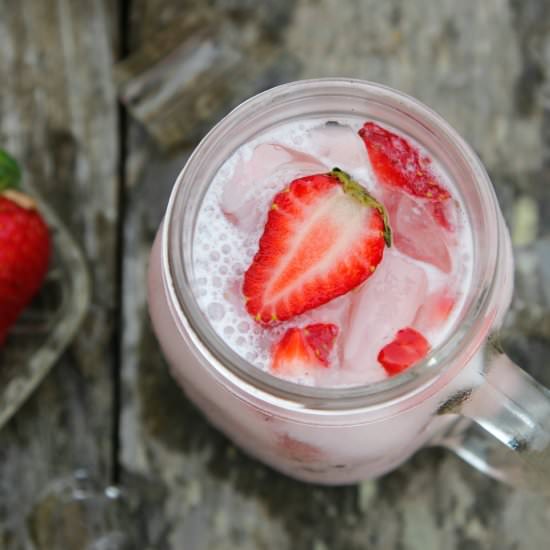Strawberry Horchata