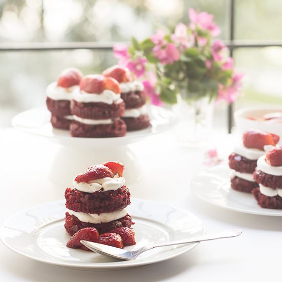 Red Velvet Mini Cake