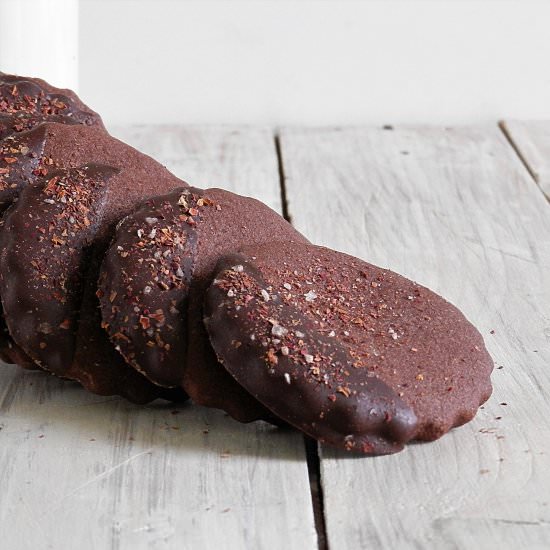 Chocolate shortbread cookies