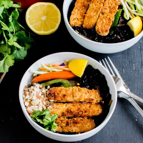 Black Rice Sriracha Tempeh Bowl