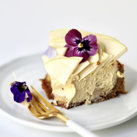 Apple Vanilla Bean Cheesecake