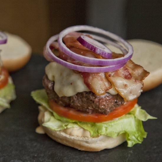 Sara’s Capon Burger