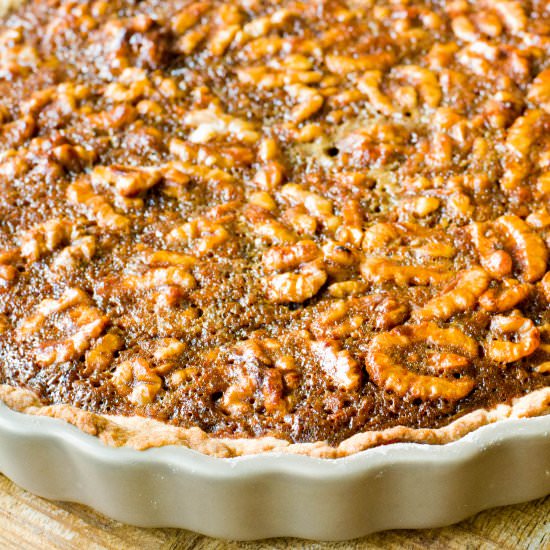 Walnut pie