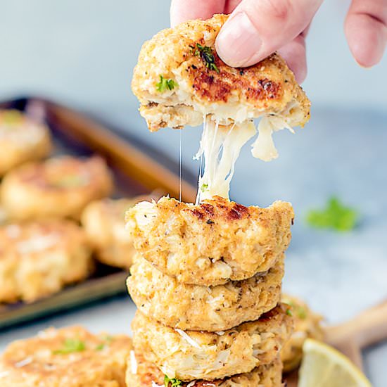 Cheesy Baked Cauliflower Patties