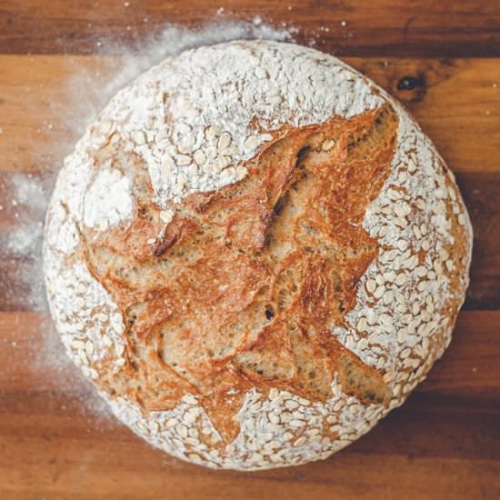 No-Knead Oatmeal Sandwich Bread