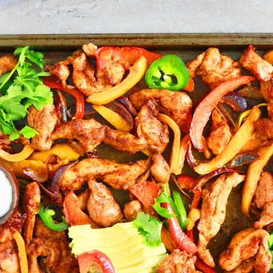 Easy Sheet Pan Chicken Fajitas