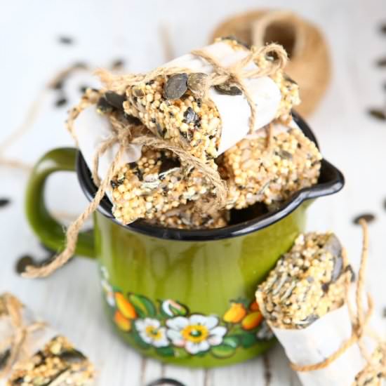 V, GF Tahini Puffed Quinoa Bars