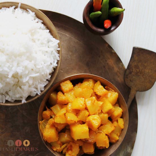 Aloo Peyaj Posto