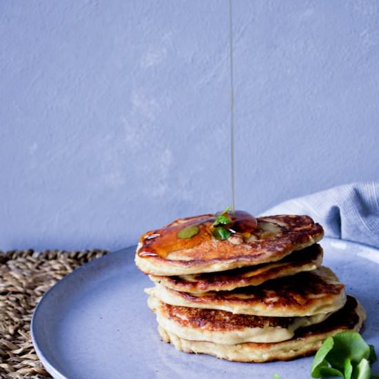 Pancakes w’ Greek yogurt, feta, honey