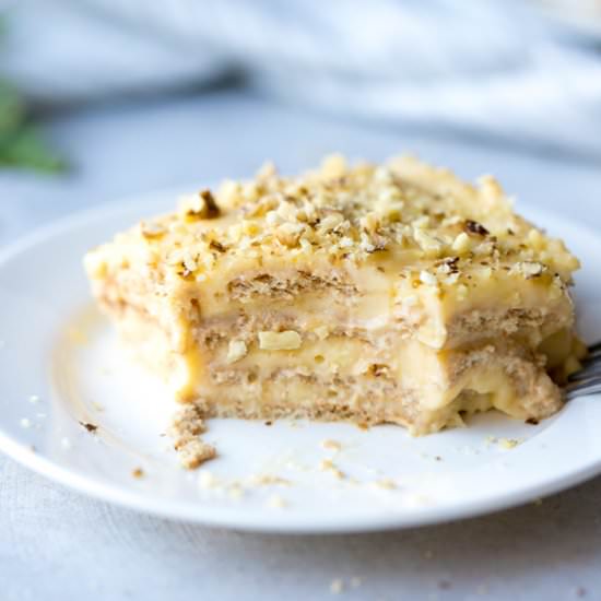 EASY PUDDING GRAHAM CRACKER CAKE