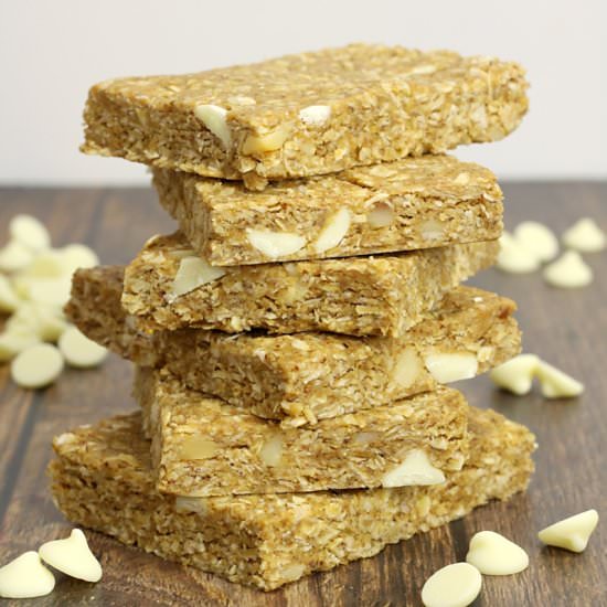 White Chocolate Macadamia Nut Bars
