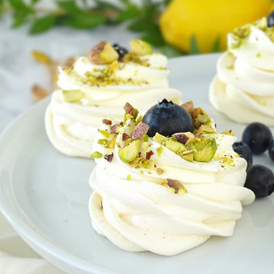 Mini Pavlovas