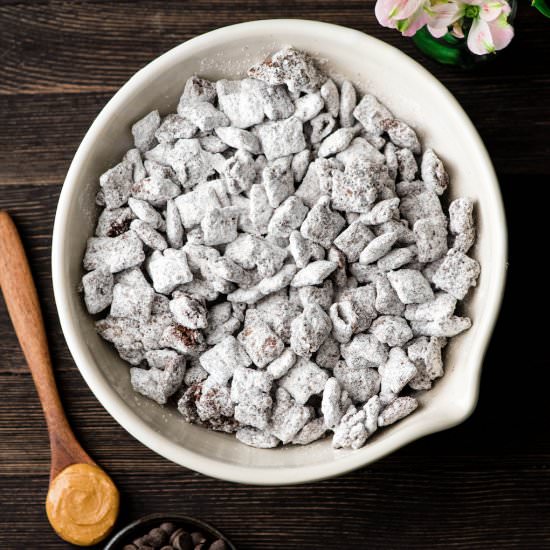 Puppy Chow (aka: Muddy Buddies)