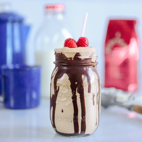 Healthy Vegan Mocha Milkshakes