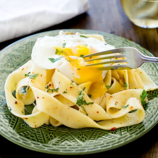 Chilli Pasta with a Fried Egg