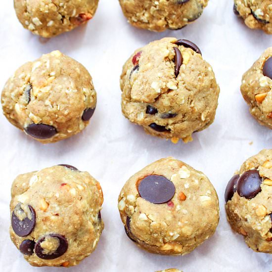 Vegan Protein Breakfast Balls