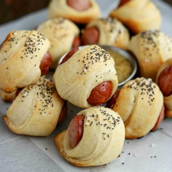 Pigs in an Everything Blanket