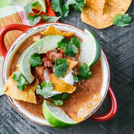Slow Cooker Chicken Tortilla Soup