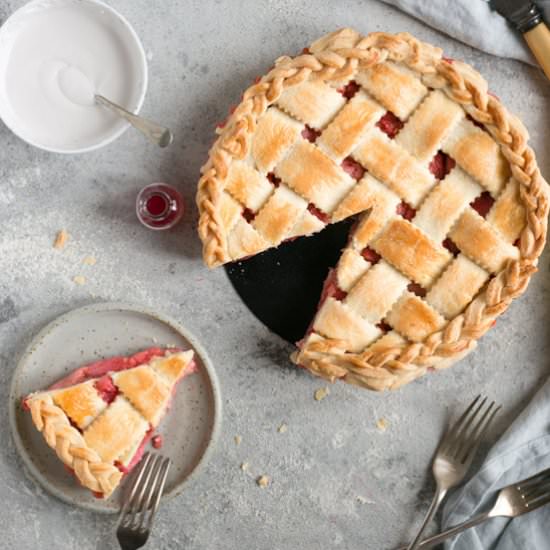 Rhubarb strawberry pie
