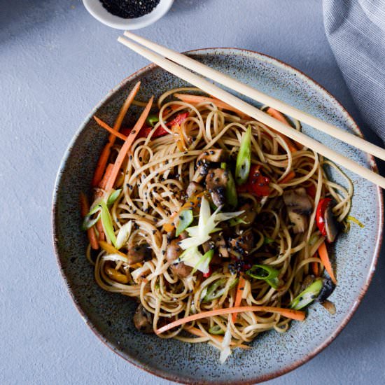 Veggie egg noodles