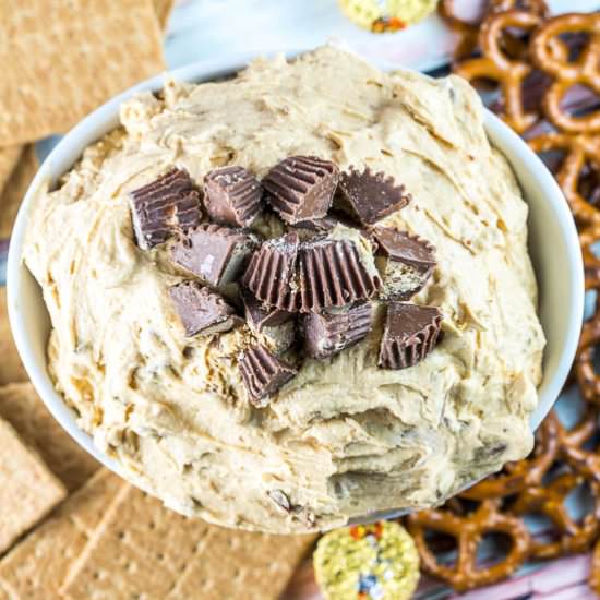 Peanut Butter Cup Cheesecake Dip