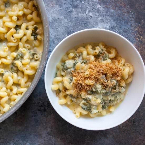 One Pot Spinach Mac and Cheese