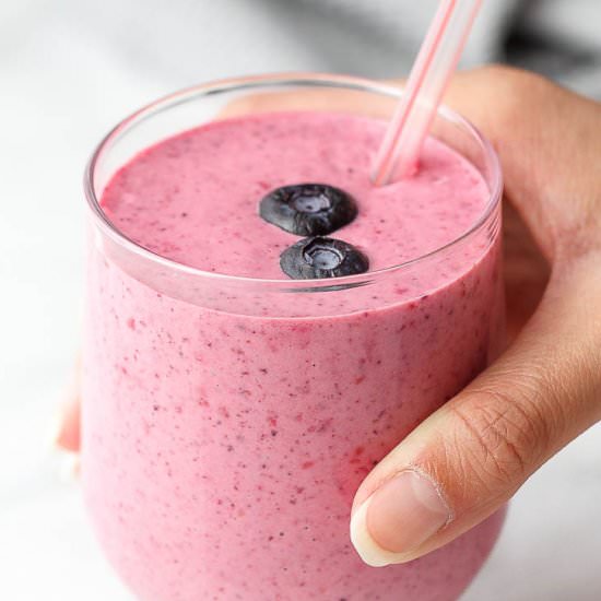 Blueberry Cheesecake Smoothie