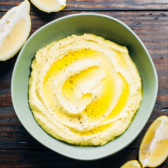Lemon Garlic Hummus