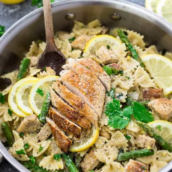 Lemon Chicken Asparagus Pasta