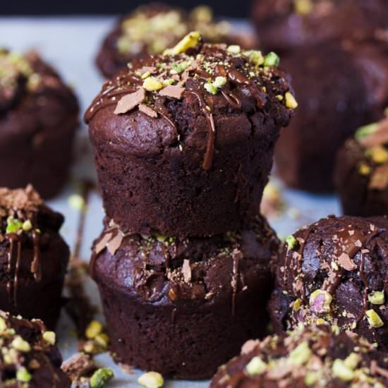 Pistachio Chocolate Chip Muffins