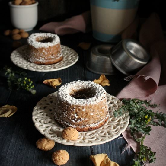 Patties with amaretti and chocolate