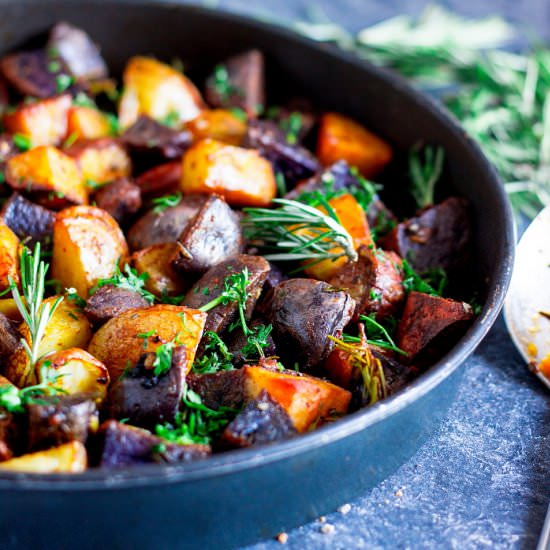 Garlic and Herb Roasted Potatoes