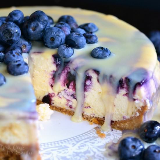 White Chocolate Blueberry Cheesecake