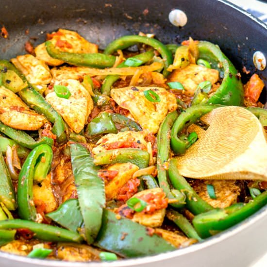 Garlic Chili Chicken with Peppers