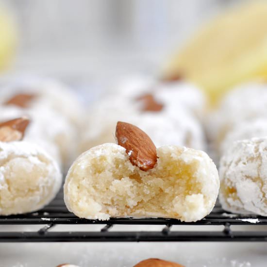 Italian Almond Cookies