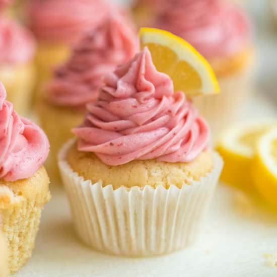 Strawberry Lemonade Cupcakes