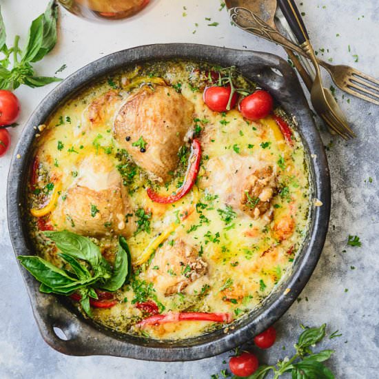 Creamy Baked Pesto Chicken Thighs