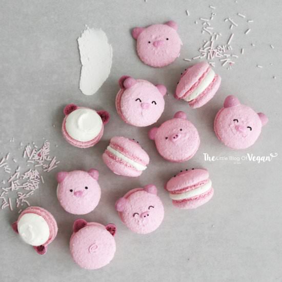 Vegan raspberry macarons