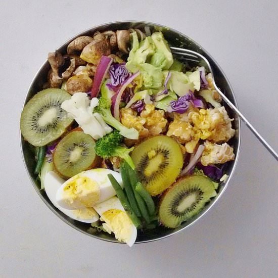Tempeh, Veggies, Avocado, Kiwi Bowl