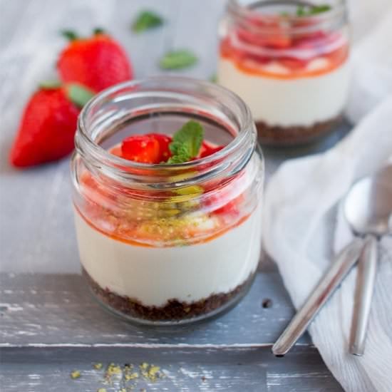 No-Bake Cheesecake Jar Recipe