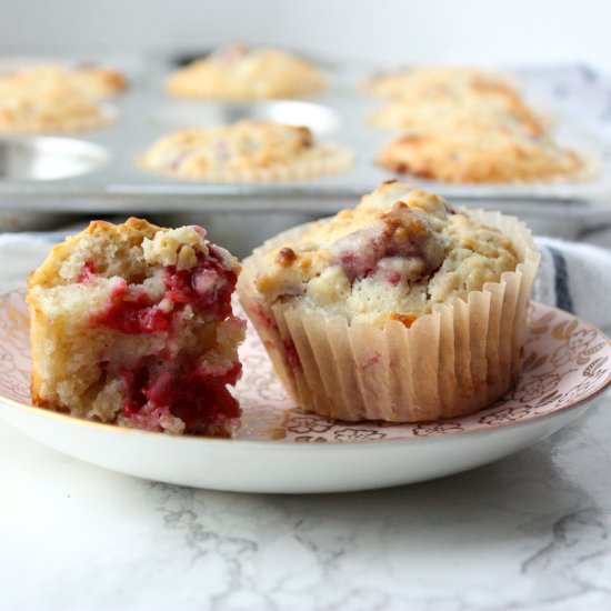 Raspberry Oat Muffins