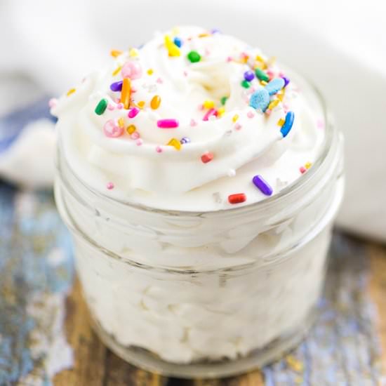Easy Homemade Whipped Cream