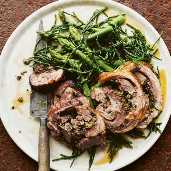 Slow-cooked lamb shoulder with asparagus