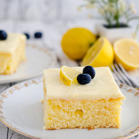 LEMON CAKE