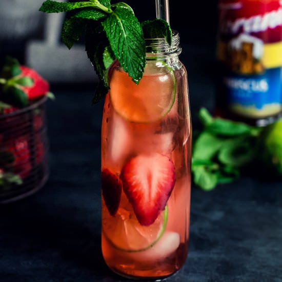 Strawberry Hibiscus Iced Tea